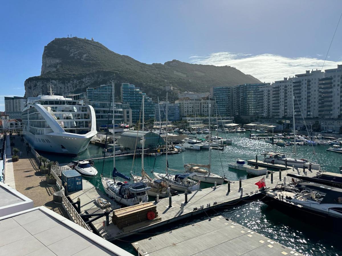 Marina Club - Luxury Apartment In Ocean Village Gibraltar Exterior foto